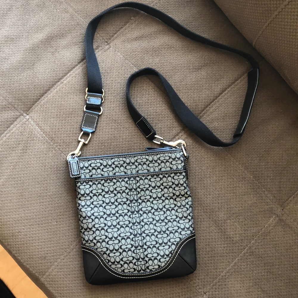 Coach crossbody ♥️